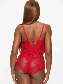 Availing All Over Lace Cami Top & Shorts Set - Red