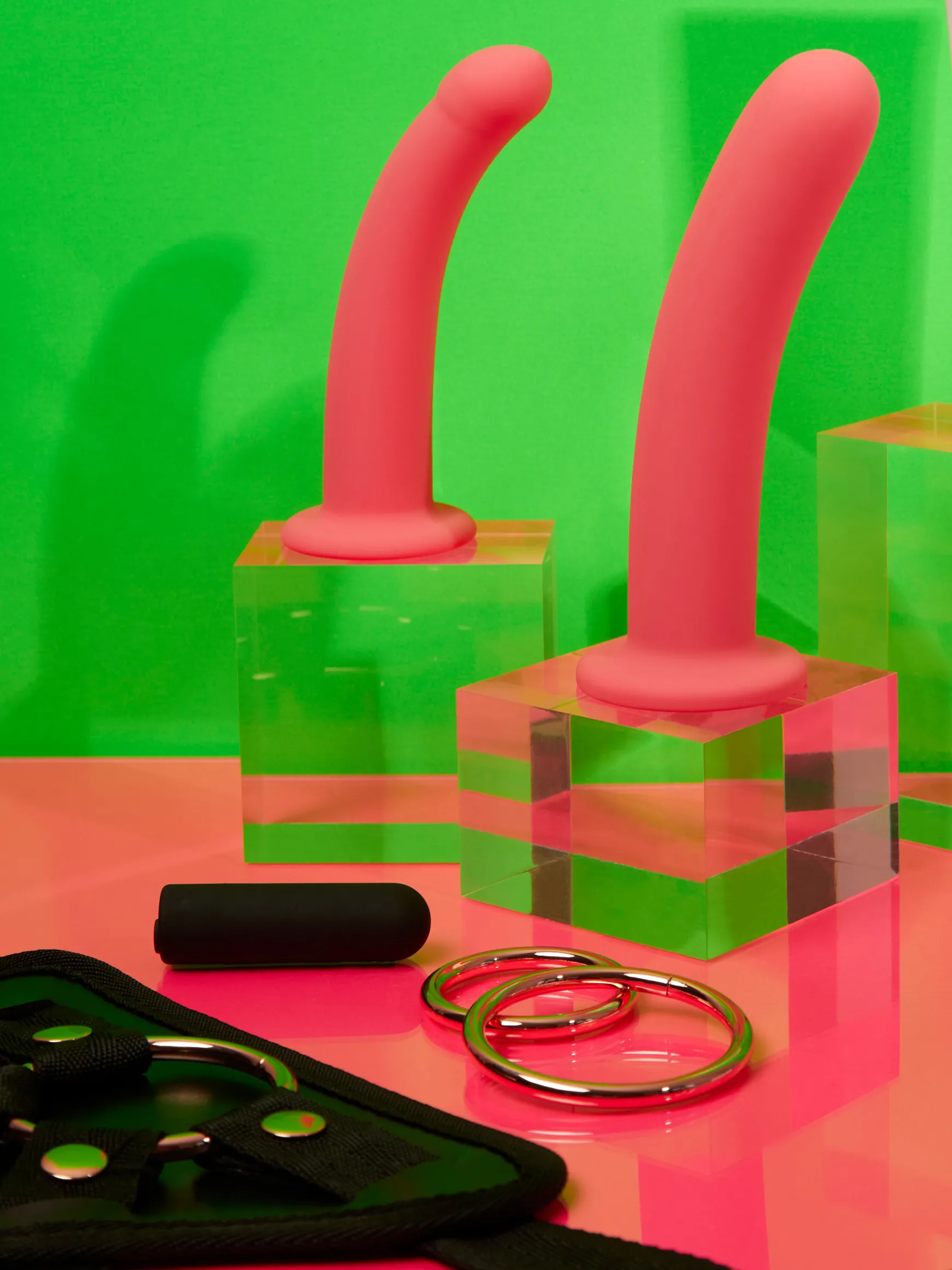 Be Proud 4 Piece Vibrating Strap On Set