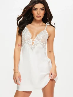Endless Attraction Chemise Lingerie - Ivory