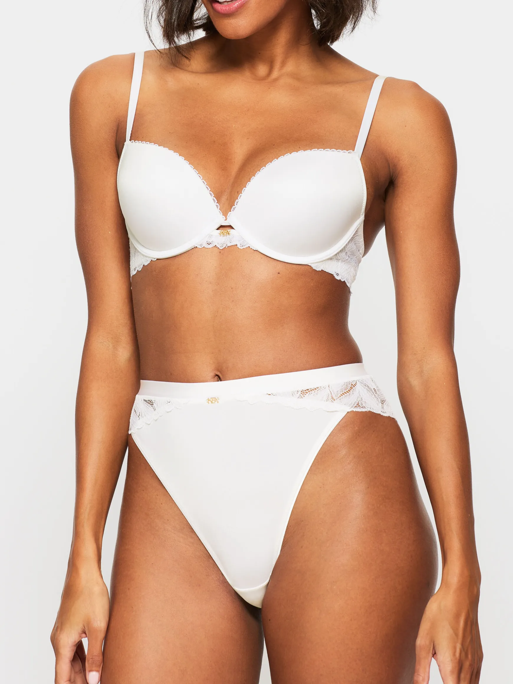 Knickerbox Harper Smooth Padded Plunge Bra - White