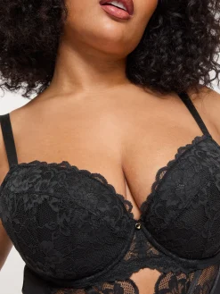 Sexy Lace Padded Basque - Black