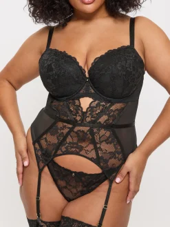 Sexy Lace Padded Basque - Black