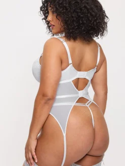 Sexy Lace Padded Basque - White