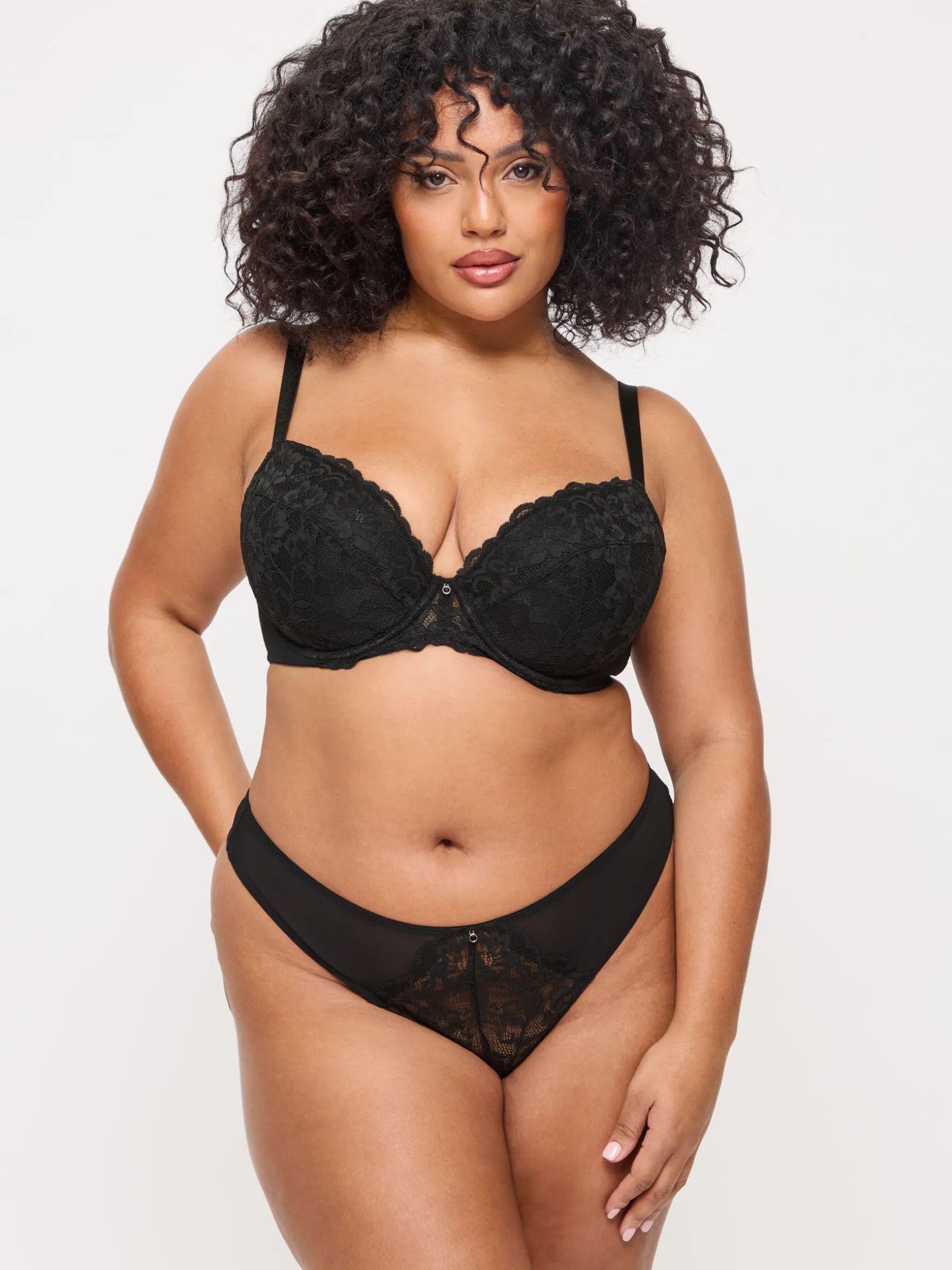Sexy Lace Padded Plunge Bra - Black