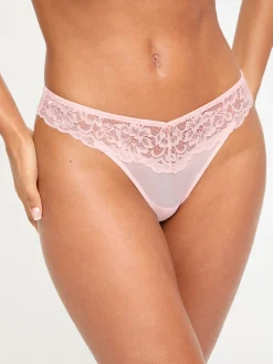 Sexy Lace Thong - Pale Pink